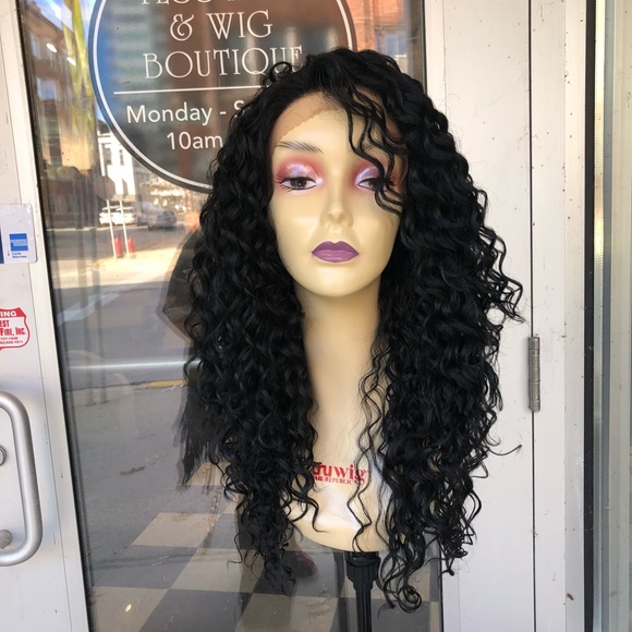 Black curly swisslace lacefront Freepart Long Wig - Picture 7 of 8